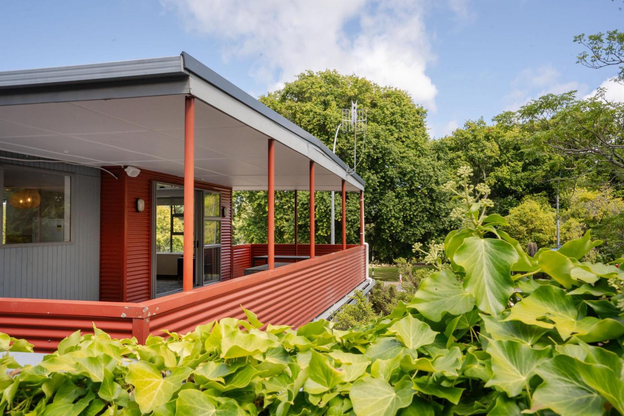 Ostello Haka House Distretto di Rotorua Esterno foto The exterior of the house