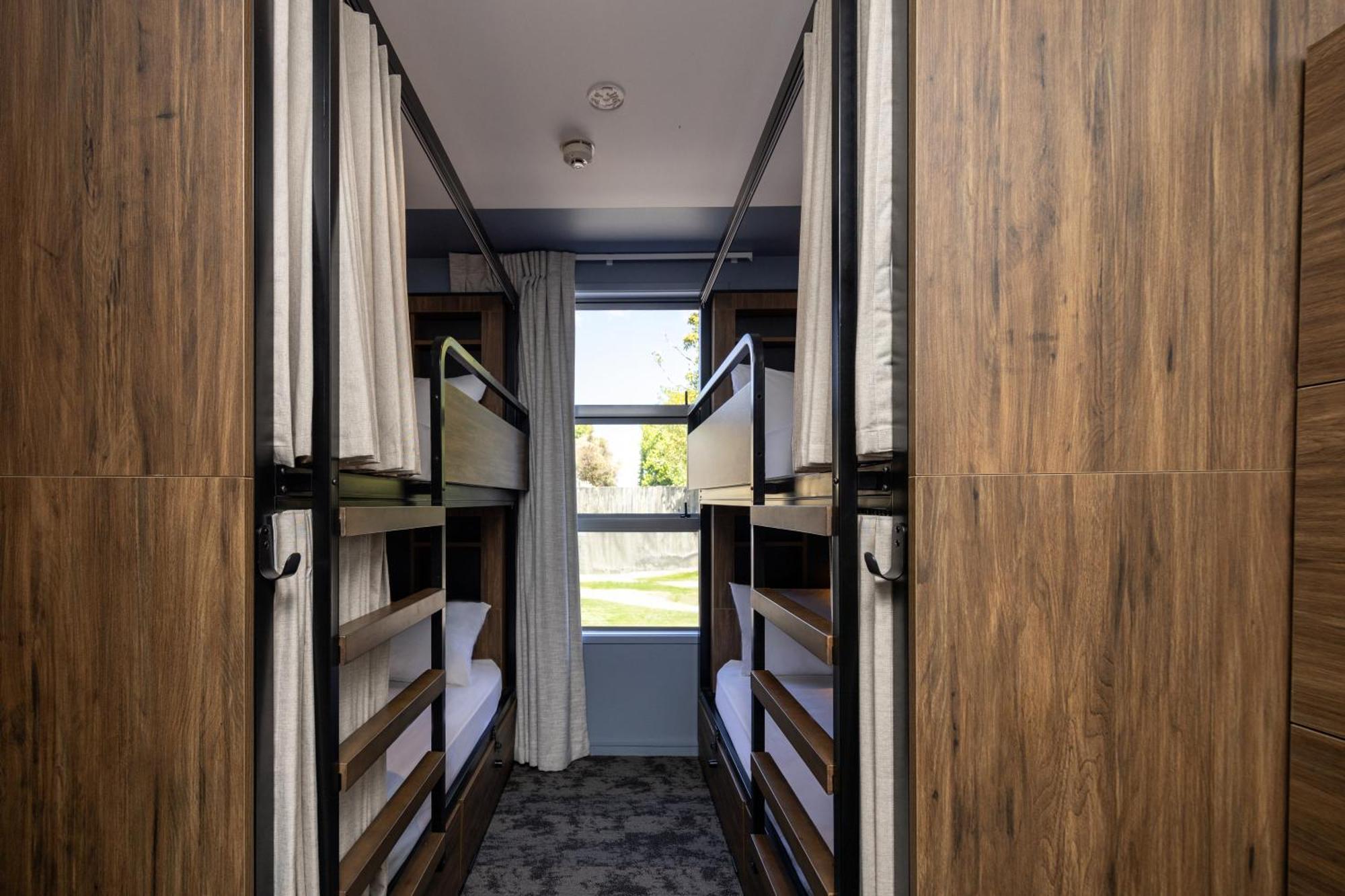 Ostello Haka House Distretto di Rotorua Esterno foto A bunk room at the new student residence halls